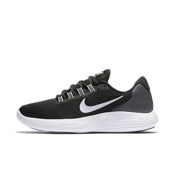 Nike Shoes - Nike Luanrconverge Running Shoes 7.5